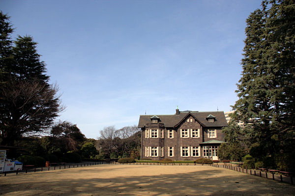 旧古河邸と和洋庭園
