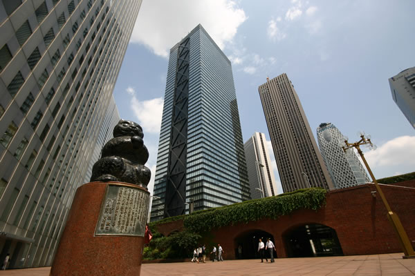 新宿 高層ビル群