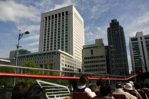 二階建てオープンバス
