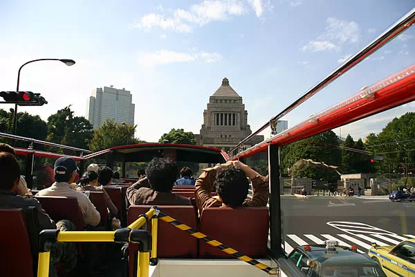 二階建てオープンバス