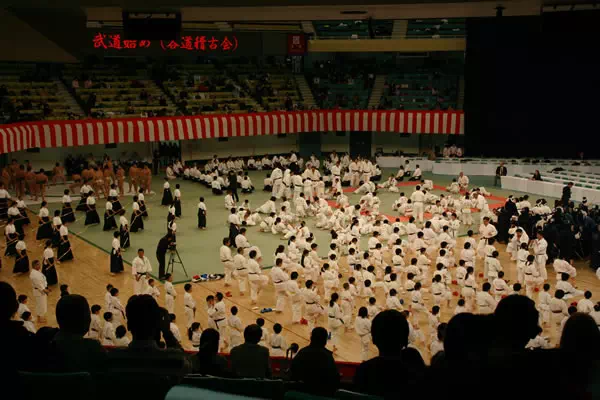 日本武道館 武道始め 鏡開き式