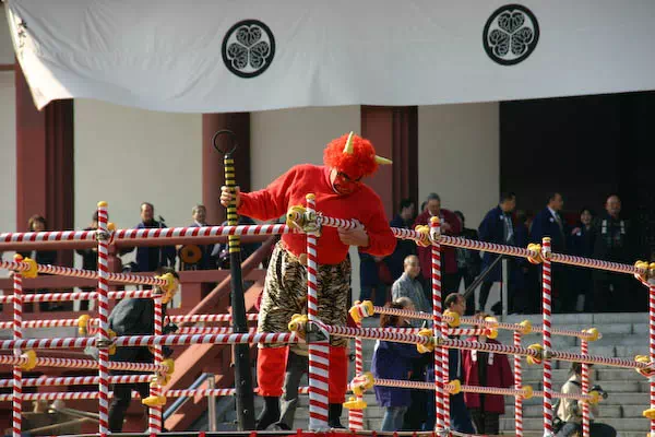 増上寺 節分追儺式で豆まき
