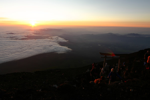 富士山 富士塚 開山祭（山開き）