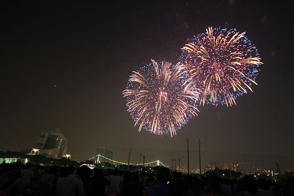 東京湾大華火祭 晴海主会場から
