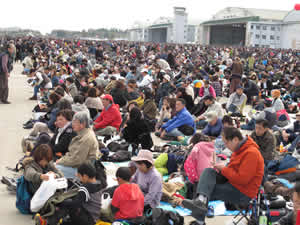 12:30頃の会場レジャーシートエリア